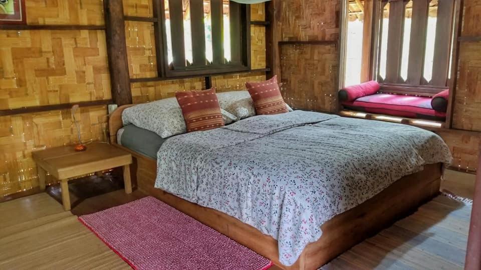 Sang Tong Huts Hotel Mae Hong Son Eksteriør billede